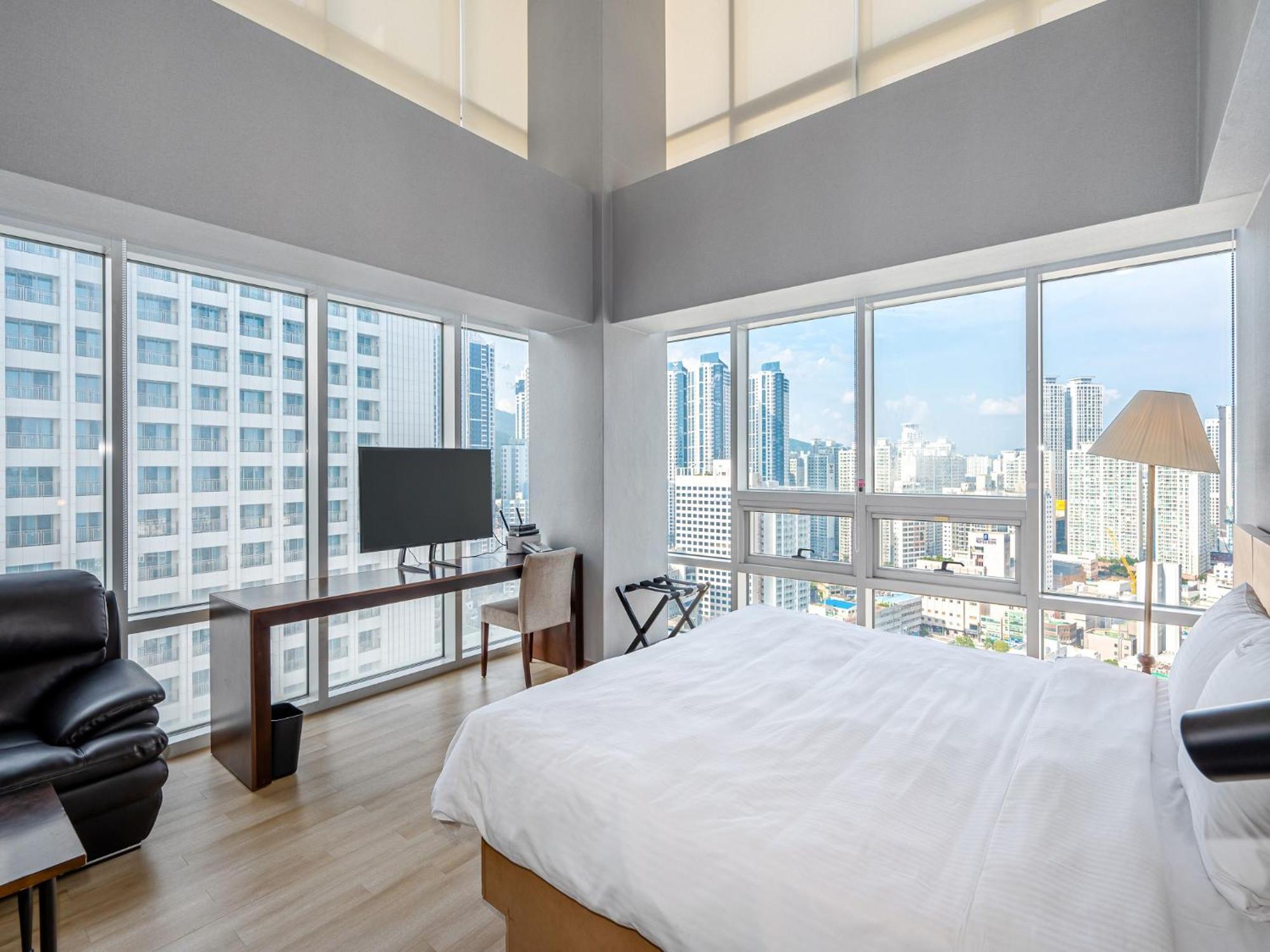 Haeundae Seacloud Hotel Residence Pusan Zewnętrze zdjęcie
