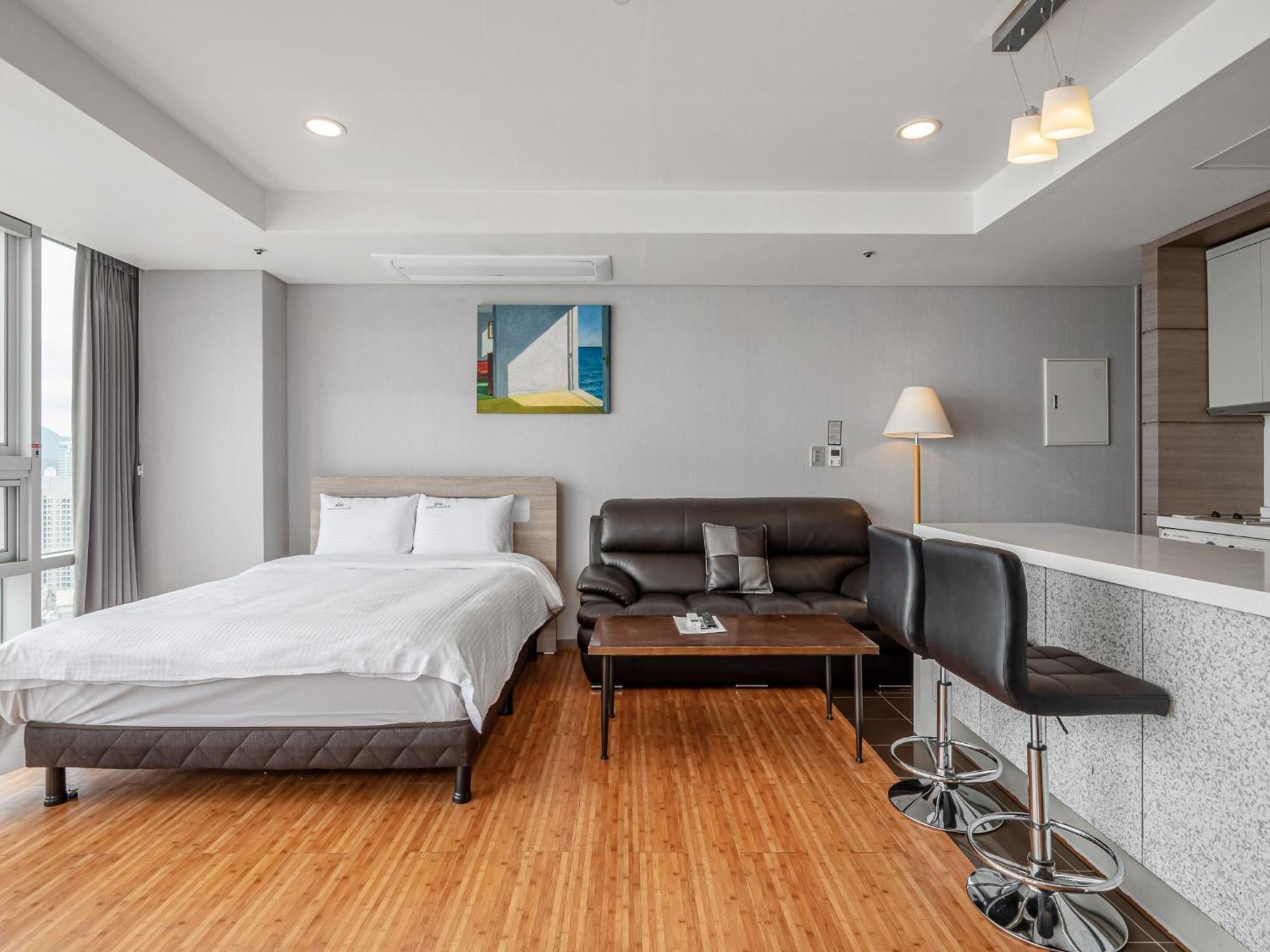 Haeundae Seacloud Hotel Residence Pusan Zewnętrze zdjęcie